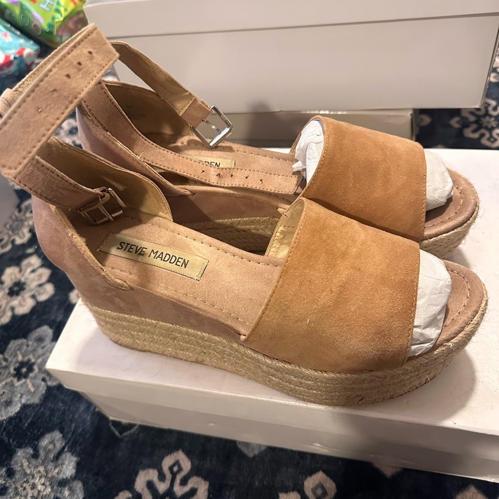 Steve Madden wedge